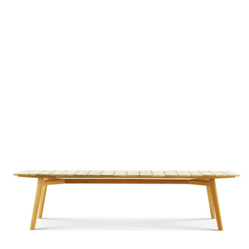 Ethimo's Knit range XL dining table.