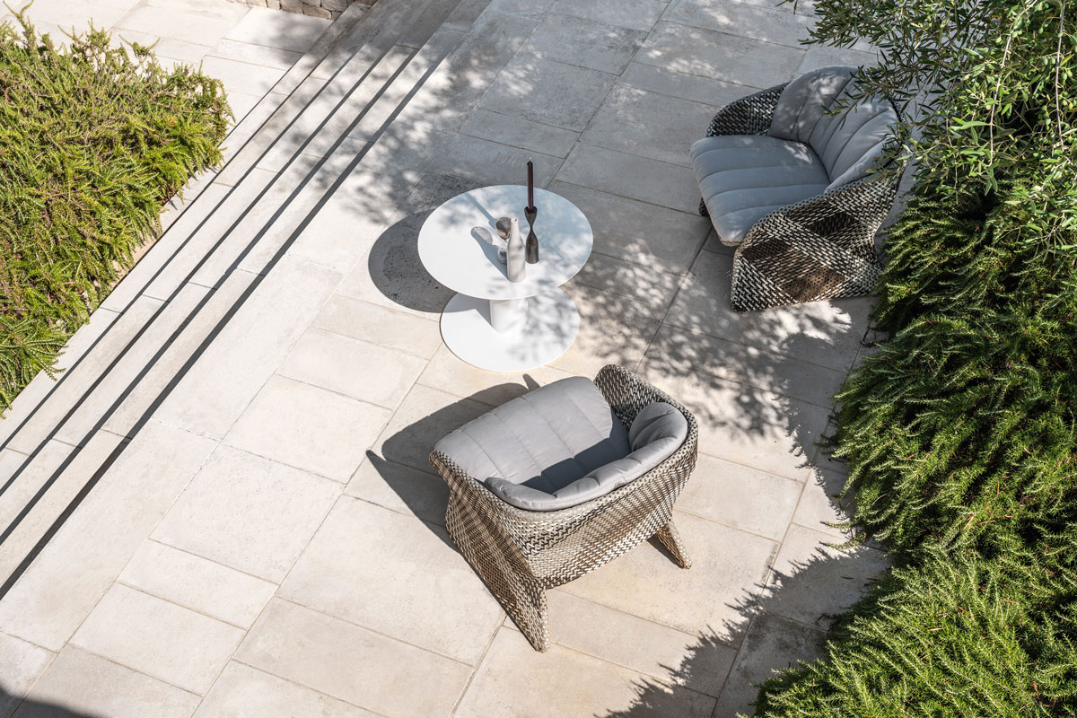 big-table-varaschin-core-furniture-lifestyle-2