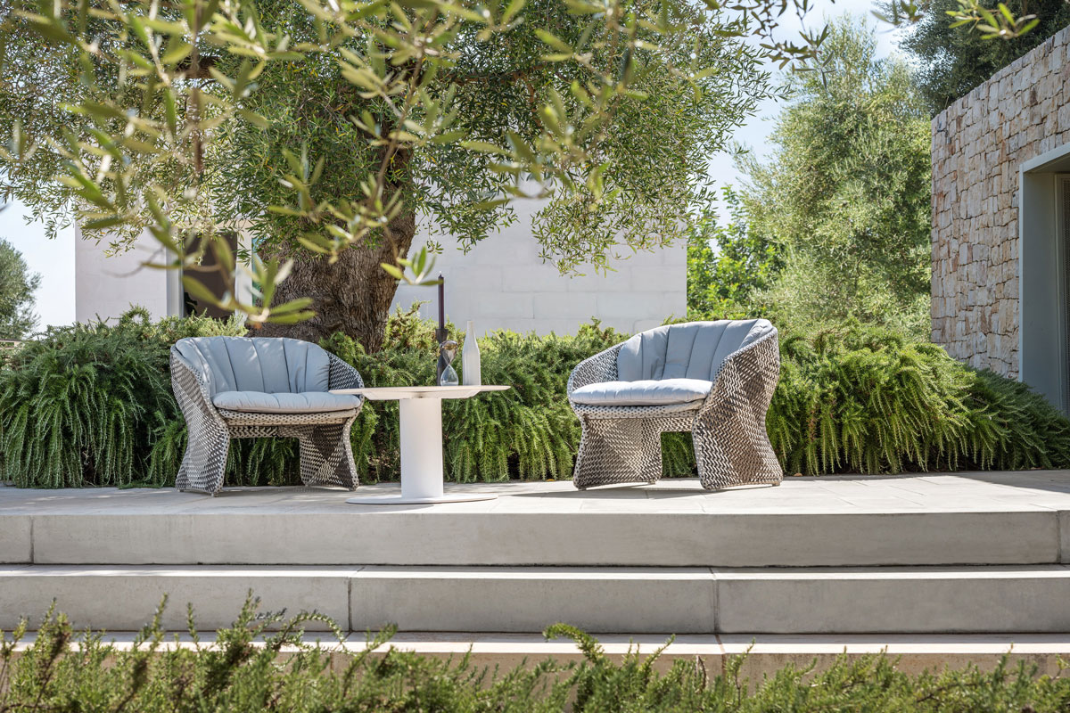 big-table-varaschin-core-furniture-lifestyle-4