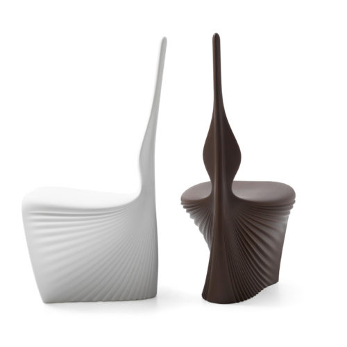 Black and white biophilia dining chairs by Vondom.