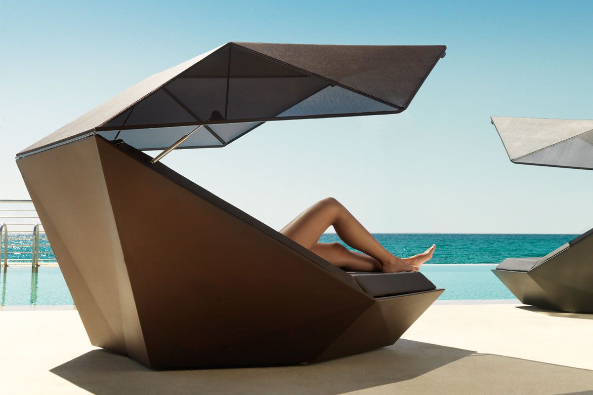 faz-daybed-vondom-core-furniture-lifestyle-5