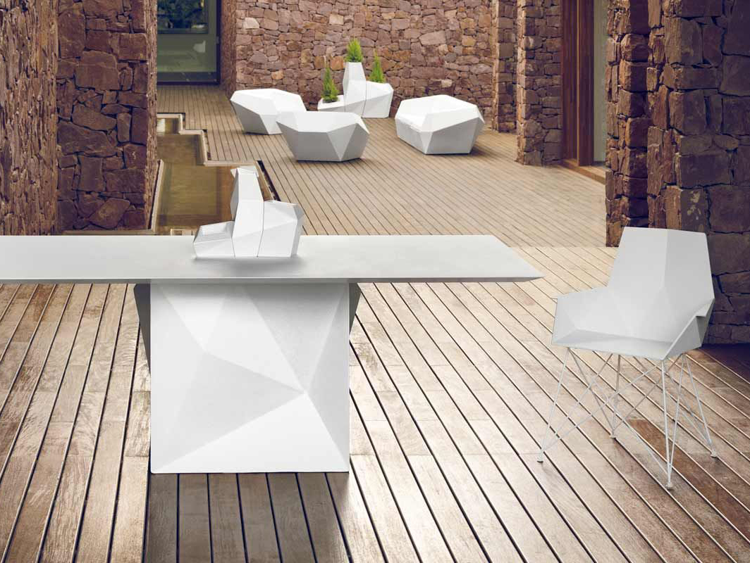faz-dining-chair-white-vondom-core-furniture-lifestyle-2