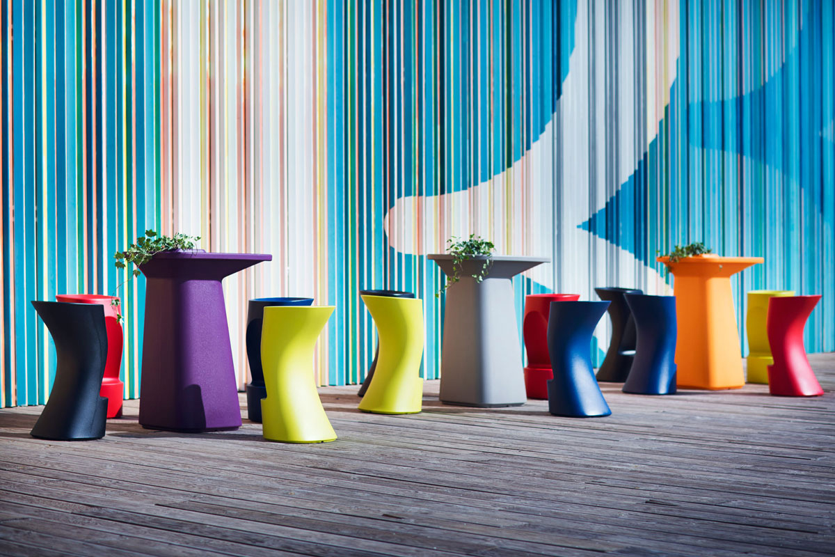 moma-table-condom-core-furniture-lifestyle-2