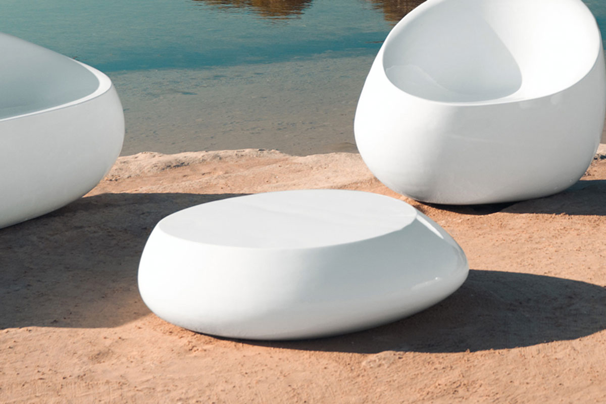 stone-table-vondom-core-furniture-lifestyle-1