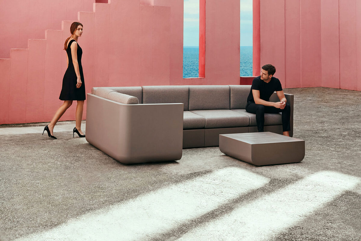 ulm-table-vondom-core-furniture-lifestyle-7