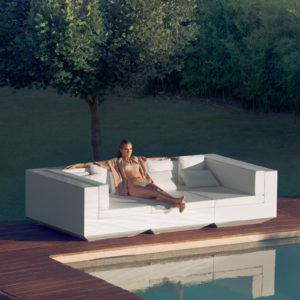VELA CENTER DEEP SOFA - 3 PIECE <br/> By Vondom