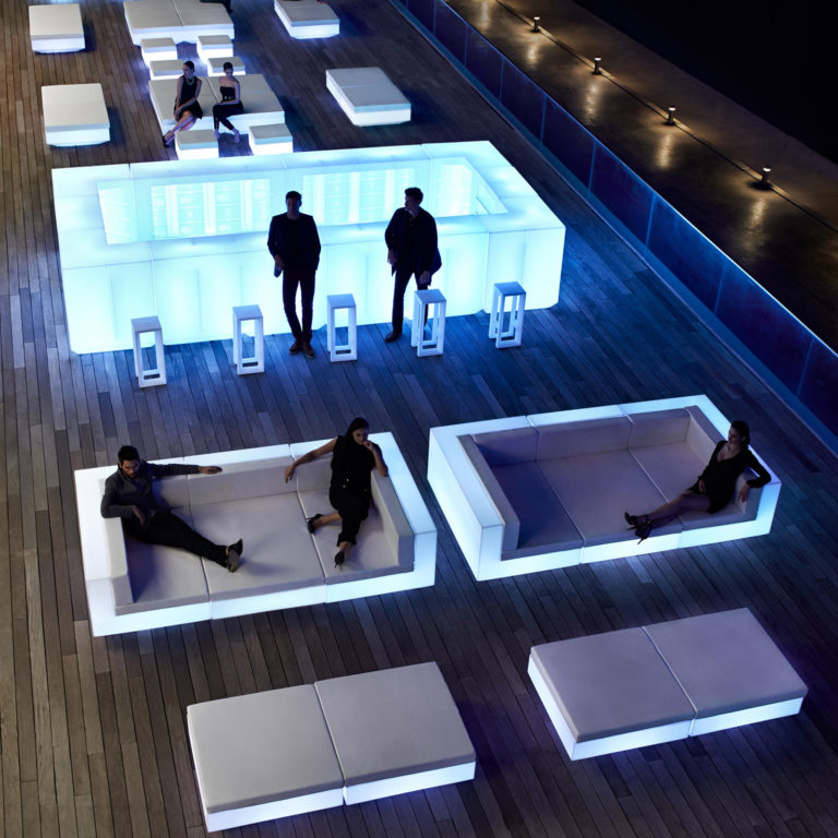 VELA ILLUMINABLE COFFEE TABLE <br/> By Vondom - Image 3