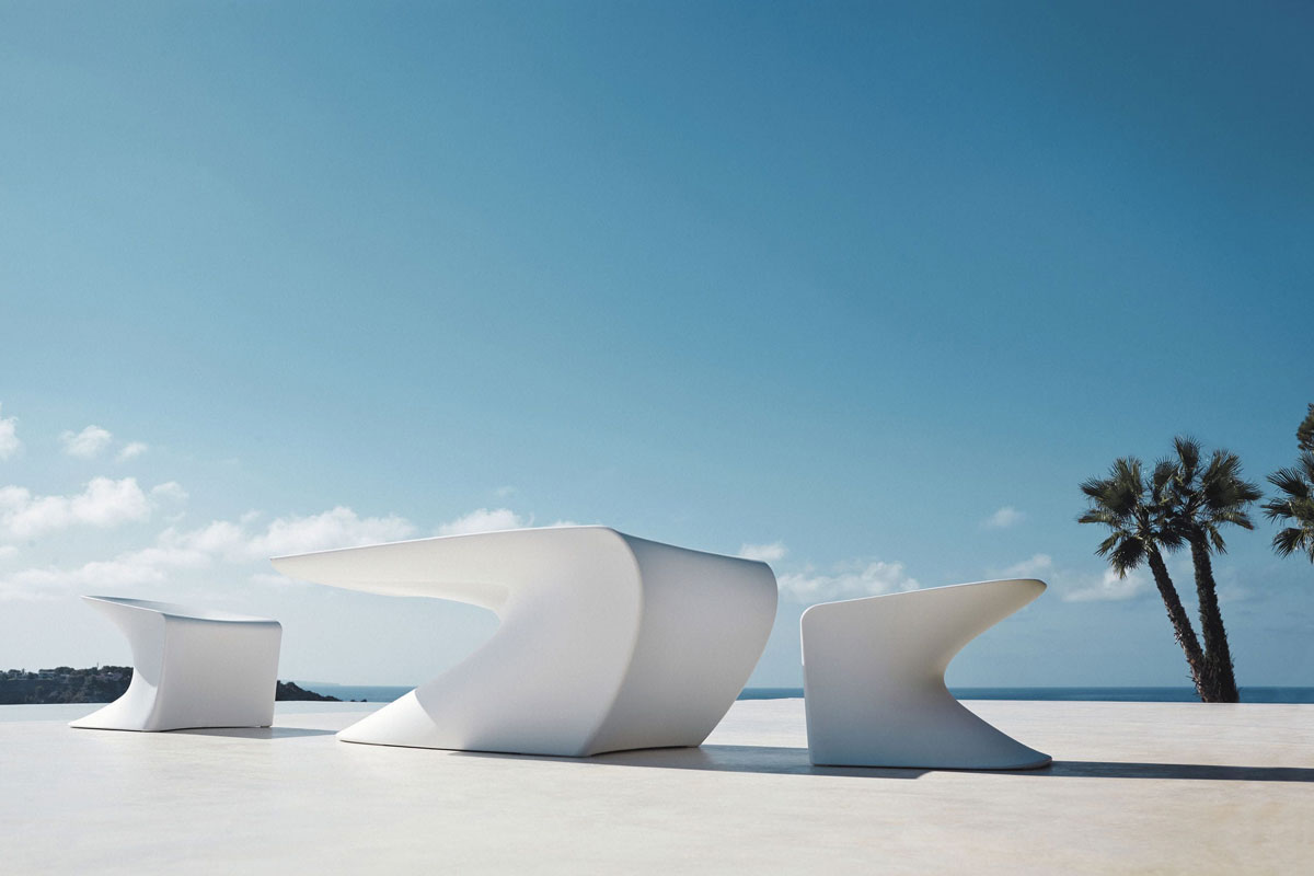 wing-table-vondom-core-furniture-lifestyle-1