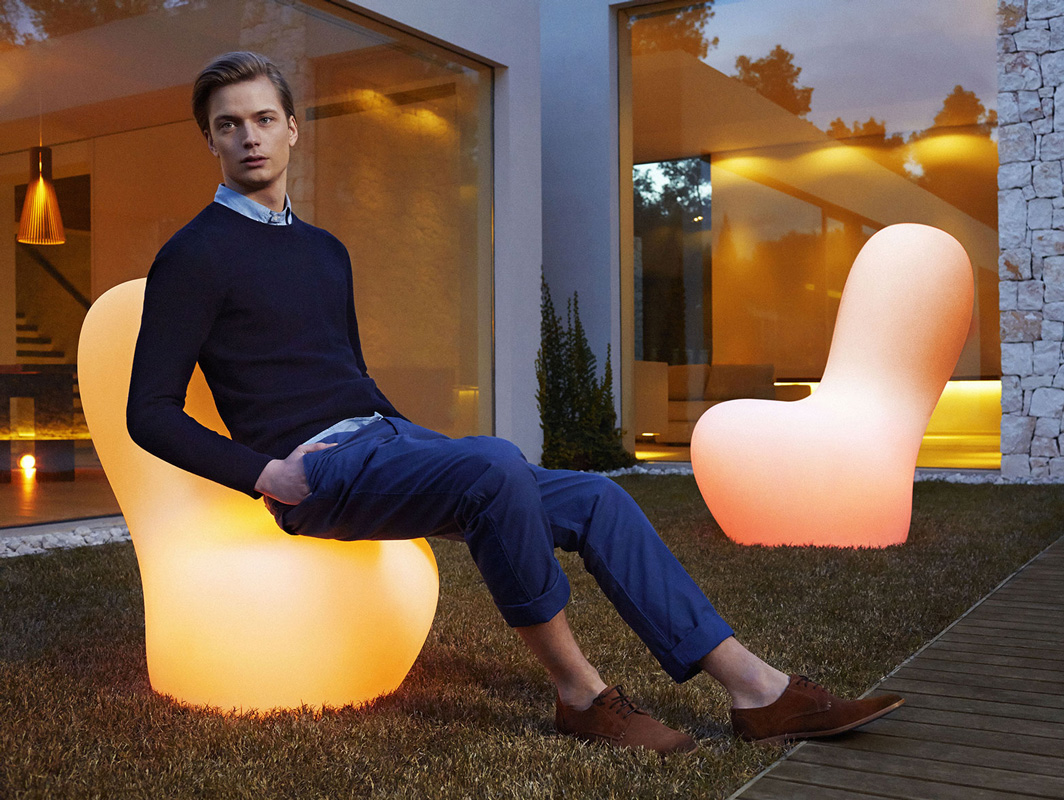 sabinas-lamp-large-vondom-core-furniture-lifestyle-2