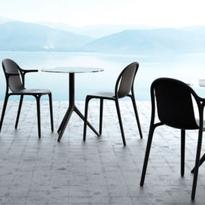 Brooklyn dining chairs by Vondom in use.
