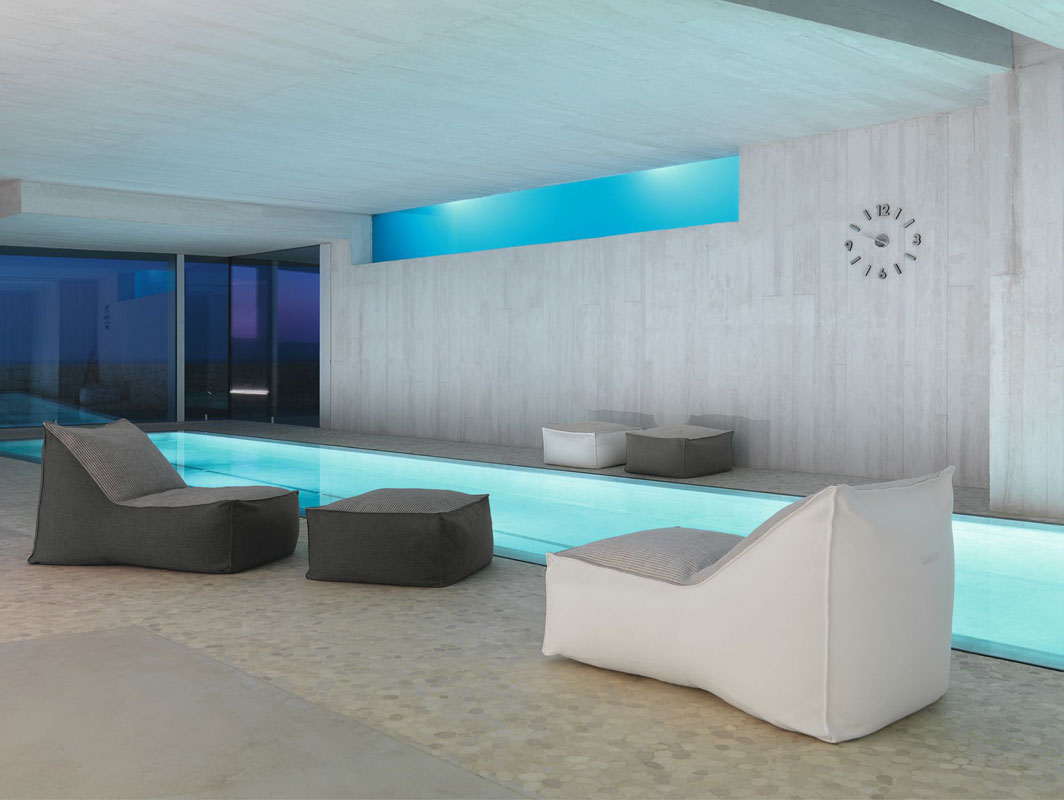 sacco-pouf-talenti-core-furniture-lifestyle1