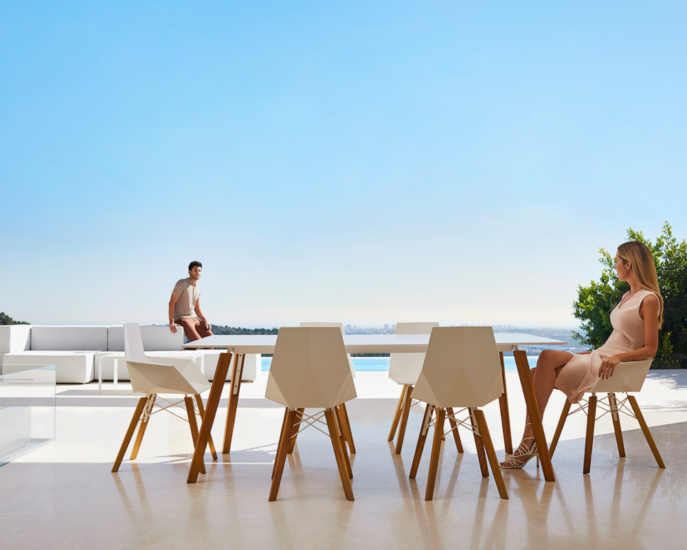 design-contract-furniture-chairs-tables-faz-wood-ramon-esteve-vondom (1)