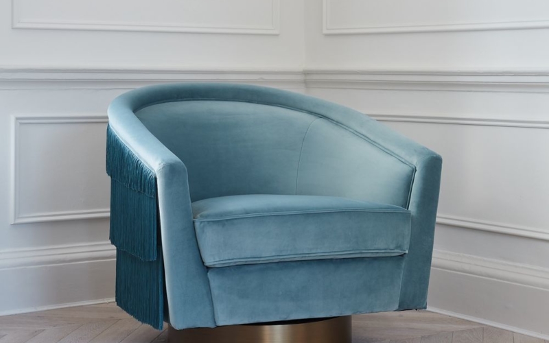 eichholtz-le-vante-swivel