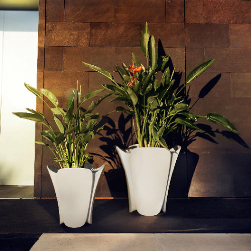 PEZZETTINA PLANTER 50 X 50 X 50 <br/> By Vondom - Image 2
