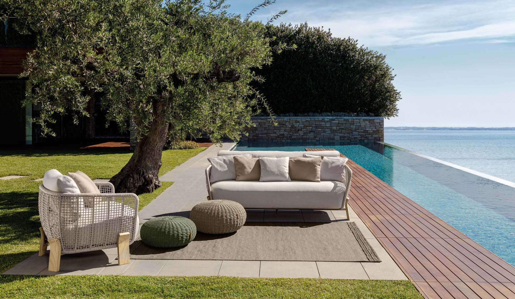 talenti_arg-_love_seat_lifestyle_corefurniture