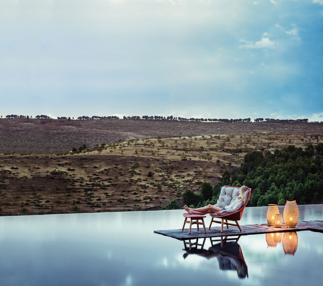 DEDON_MBRACE_Mood_11