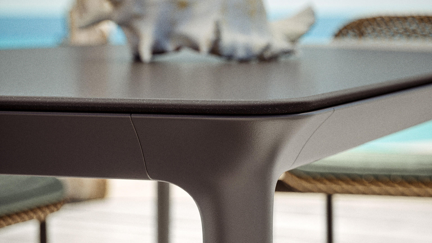 dedon_bellmonde_lounge_chair_pine_lifestyle_4_corefuniture_online