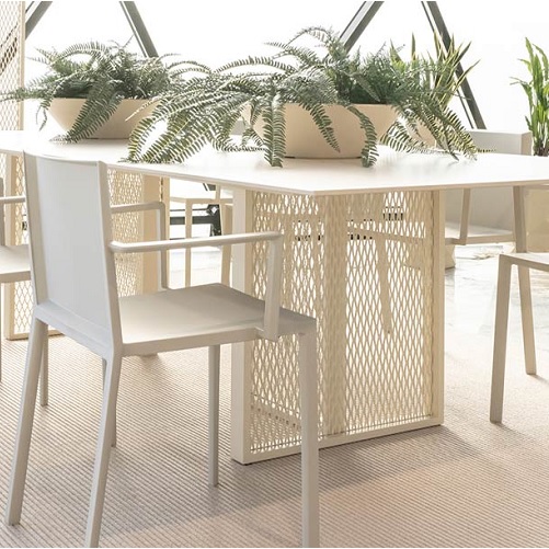 THE FACTORY DINING TABLE <br/> By Vondom - Image 2