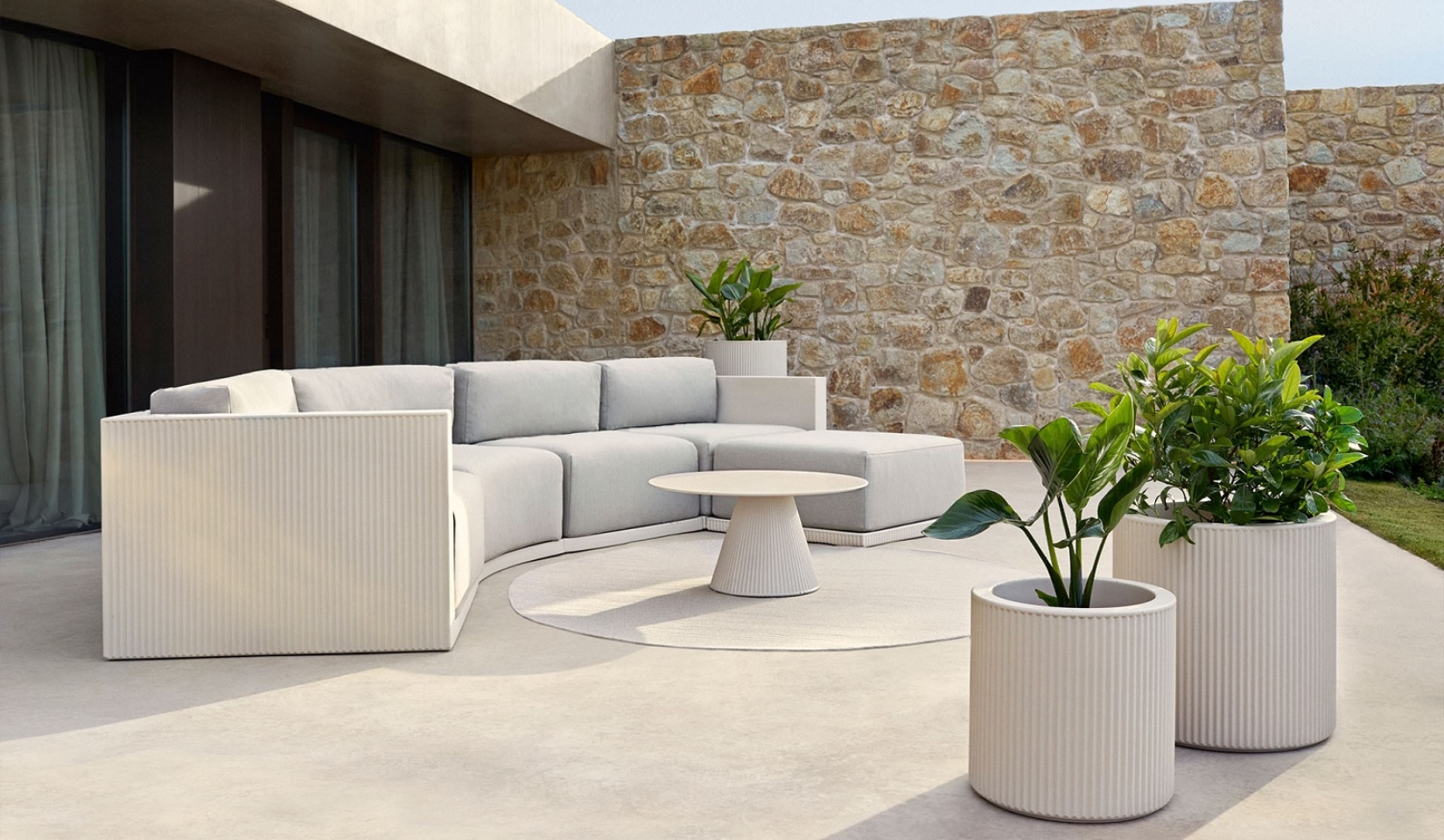 vondom_gatsby_lifestyle_3_corefurniture_online