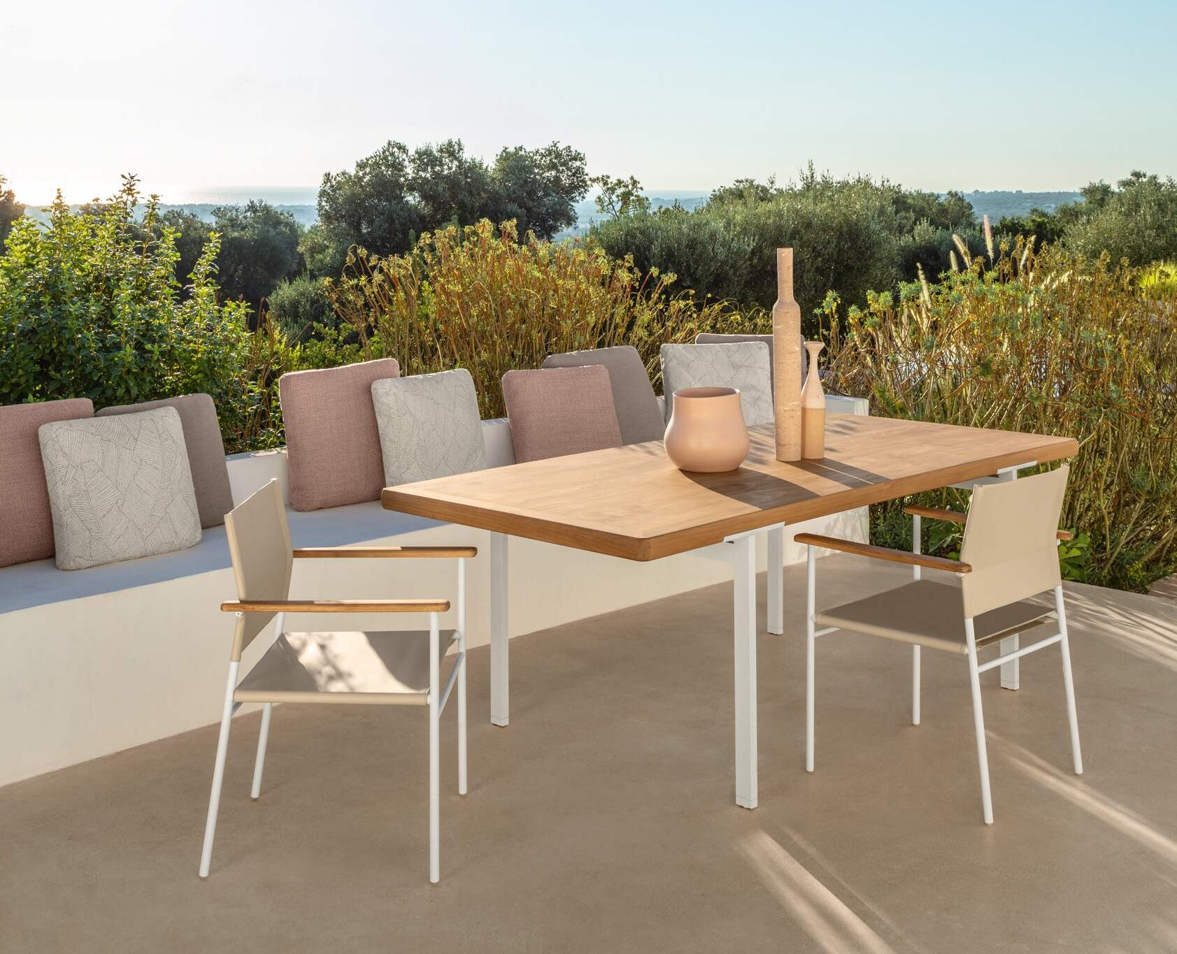 talenti_allure_dining_table_220_95_lifestyle_2_corefurniture_online