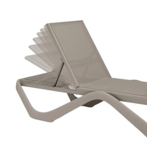 LOVE SUN LOUNGER <br/> By Vondom