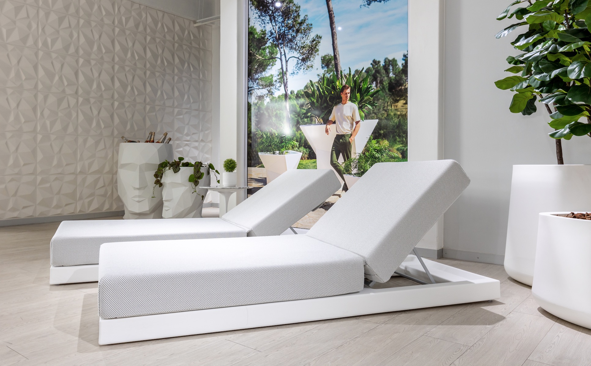PIXEL SUN LOUNGER <br/> By Vondom <br/><br/> IN STOCK - Image 4